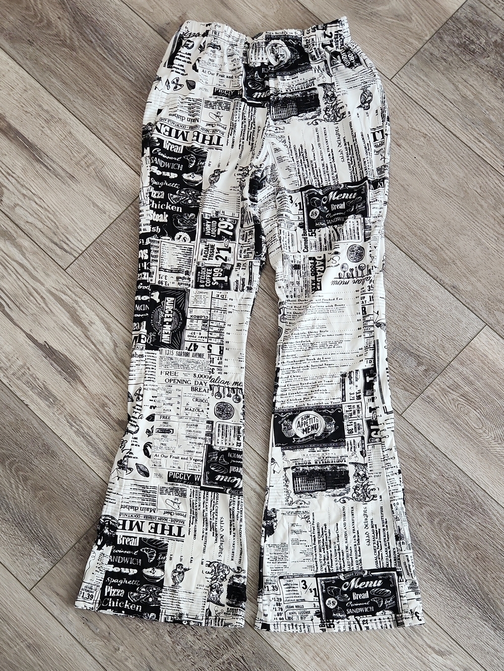 Papaya Black and White Newspaper / Menu Print Flare Yoga Pants